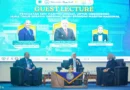 Gubernur Khofifah Jadi Guest Lecture Dies Natalis ke-39 Universitas Hang Tuah – Detik Kini